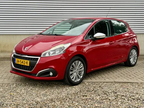 Peugeot 208 1.2 PureTech Allure 82 PK [ fm navi,apple car.lmv,trekhaak ]