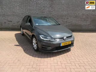 Volkswagen Golf 1.5 TSI Highline Business R