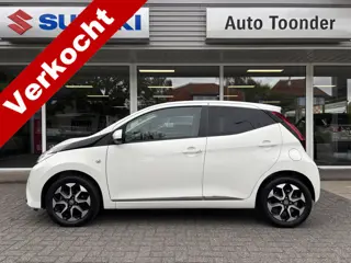 Toyota Aygo 1.0 VVTi X-Joy/Camera/Carplay/Climate-control
