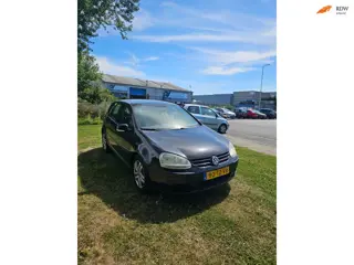 Volkswagen Golf 1.6 Optive 4