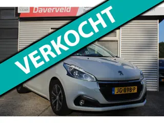 Peugeot 208 1.2 PureTech Roland Garros Automaat, nieuwe distributie-apk- beurt. vol opties zoals: na