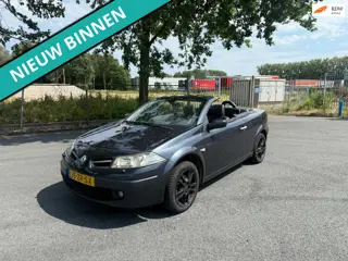 Renault Mégane Coupé-Cabriolet 2.0-16V Tech Line LET OP LINKER ACHTERRAAM KAPOT