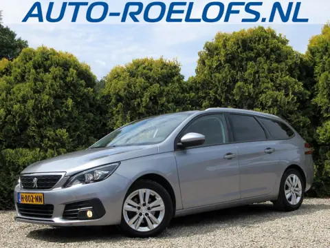 Peugeot 308 SW 1.2 PureTech Executive * Navi * Pano.dak *