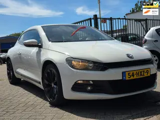 Volkswagen Scirocco 2.0 TSI Zeer netjes 200pk airco cruis control cruis parkeer sensor