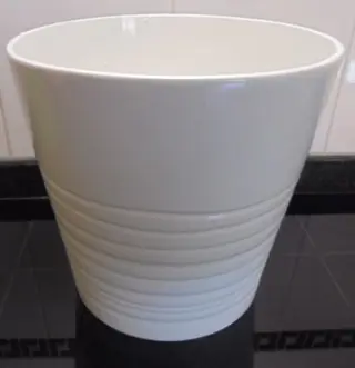 BLOEMPOT GROOT WIT DIA 23 CM NIEUW