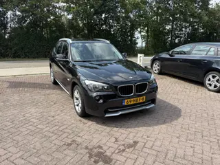 BMW X1 sDrive18i TREKHAAK CRUISE (bj 2010)