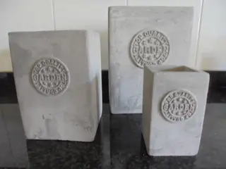 BLOEMPOT KUBUS GARDEN BETON LOOK 3 DLG Nieuw
