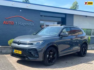 Volkswagen TIGUAN 1.5 eHybrid R-Line pano trekh 1EIG 272PK NL-auto 20"