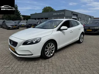 Volvo V40 1.6 D2 Momentum (bj 2013)