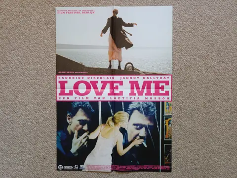 LOVE ME filmposter.
