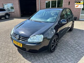 Volkswagen Golf 1.6 FSI Turijn // Nieuwe APK // 157.000 km
