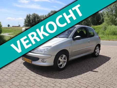 Peugeot 206 1.6-16V Quiksilver