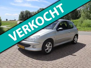 Peugeot 206 1.6-16V Quiksilver