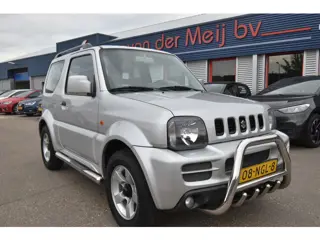 Suzuki Jimny 1.3 Exclusive 4WD , TREKHAAK , AIRCO , LMV15 , RCD SPELER , ZIJ BARS ,FRONT GARD ,