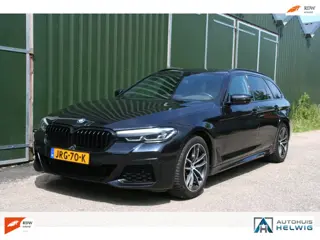 BMW 5-serie Touring 530e xDrive M-SPORT, SOH 94% ZWART LEER, PANORAMADAK, NAVIGATIE, CAMERA