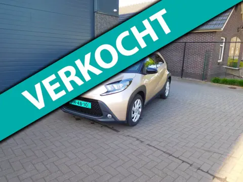 Toyota Aygo X 1.0 VVT-i MT Play