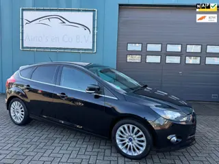 Ford Focus 1.6 EcoBoost Titanium 5-deurs Clima Cruise 17" Navigatie Pdc Trekhaak NL Auto NAP