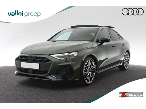 Audi A3 Limousine S edition 35 TFSI 150 pk |  Sonos premium 3d | Omgevingscamera's | Stylingpakket c