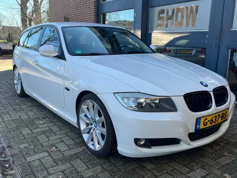 BMW 3-serie Touring 318i, pdc, cruise, stoelverwarming