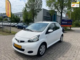 Toyota Aygo 1.0-12V - 5 DEURS - NIEUWE JAAR APK !