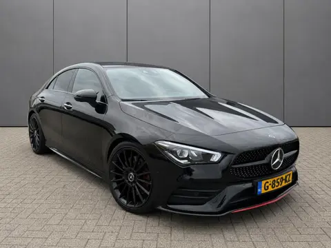 Mercedes-Benz CLA-klasse 180 AMG Night Pakket PANO|XENON|KEYLESSGO