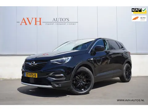 Opel Grandland X 1.2 Turbo Business Executive