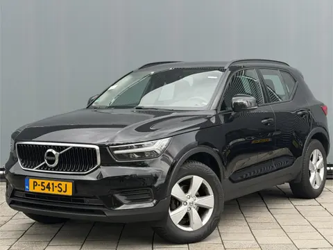 Volvo XC40 BWJ 2022 | 1.5 130PK T2 Momentum Core | TREKHAAK | CAMERA A | CLIMA | NAVI | PDC | CARPLA