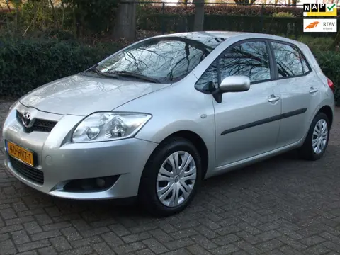 Toyota Auris 1.6-16V Sol clima en cruise control 5 drs NL auto grijs