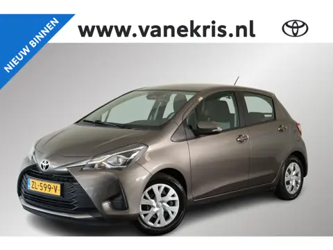 Toyota Yaris 1.0 VVT-i Active, Trekhaak, Climate Control