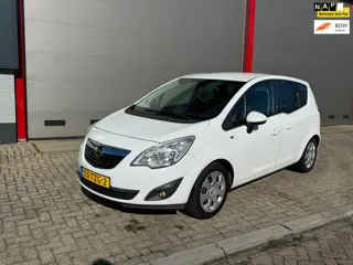 Opel Meriva 1.4 Turbo Color Edition