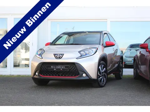 Toyota Aygo X 1.0 VVT-i Automaat I Puls Edition I Beige kleur I Carplay I Android Auto