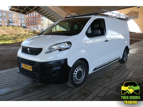 Peugeot Expert 2.0 BlueHDI 120 pk Premium met super km-stand!