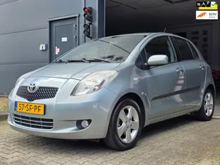 Toyota Yaris 1.3 VVTi Luna MMT / Automaat / Keyless / 100% onderhouden