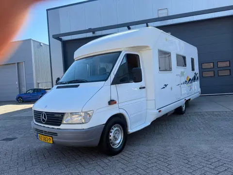 Mercedes-Benz 312D PACIFIC Camper