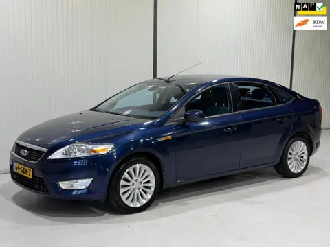 Ford Mondeo 1.6-16V Titanium NAVI - CLIMA - NWE APK - TREKHAAK!