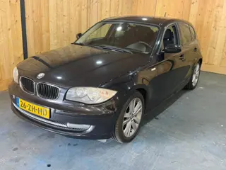 BMW 1-serie 116i Corporate Business 2008 Facelift Zwart 5-Deurs
