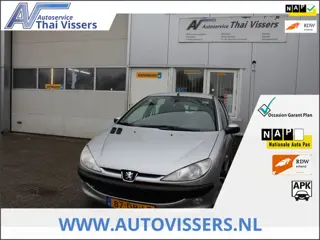 Peugeot 206 1.4 Gentry 5deurs Airco Laag KM Apk 25-2-2027