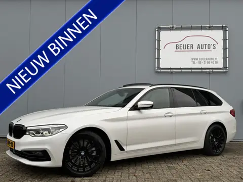 BMW 5 Serie Touring 520i High Executive Automaat Schuifdak/Trekhaak.