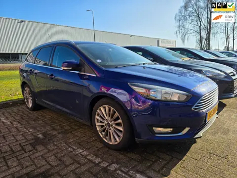 Ford Focus Wagon 1.0 Titanium (MOTOR DEFECT)