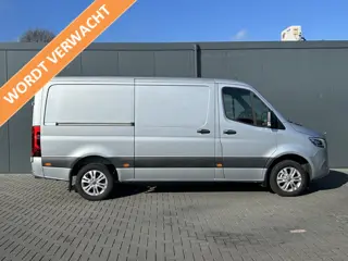 Mercedes-Benz Sprinter 317 CDI AUTOMAAT FACELIFT SELECT / L2H1 / BPM VRIJ! / 3.5T TREKHAAK / LED / B