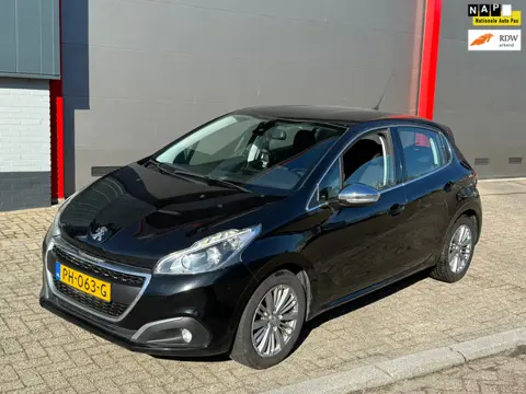 Peugeot 208 1.6 BlueHDi Blue Lease Executive