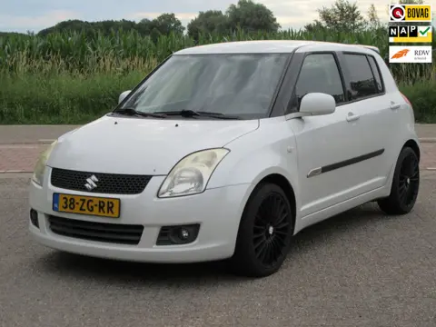 Suzuki Swift 1.3 Shogun
