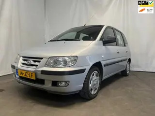 Hyundai Matrix 1.8i GLS - Motor Loopt Onregelmatig - Schade
