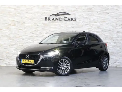 Mazda 2 1.5 Skyactiv-G Luxury | Camera | LED | NAP | Dealer onderhouden | Nwe APK |