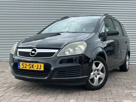 Opel Zafira 1.6 Enjoy | Nieuw Binnen! | 7 Persoons | Airco | Trekhaak