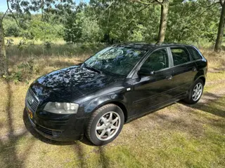 Audi A3 Sportback 1.6 Attraction apk t/m 18-10-2026