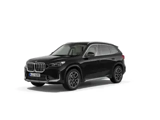 BMW X1 xDrive25e | xLine | Panorama | Trekhaak | 19" |