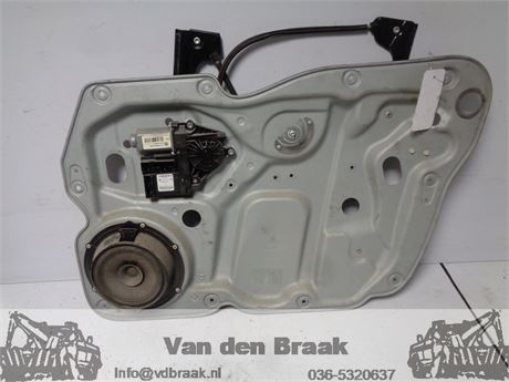 Volkswagen Caddy 2004-2015 Raammechaniek rechts electrisch