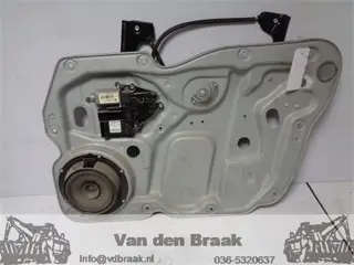 Volkswagen Caddy 2004-2015 Raammechaniek rechts electrisch