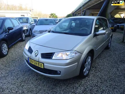 Renault Mégane 2.0-16V T Tech Line, Airco, Parkeersensor, Trekhaak